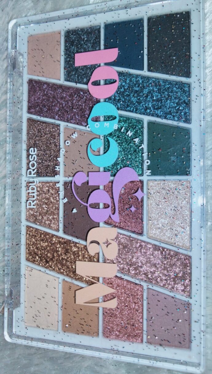 ⁦Palette ruby rose⁩ - الصورة ⁦2⁩