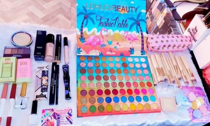pack maquillage 17 pièce