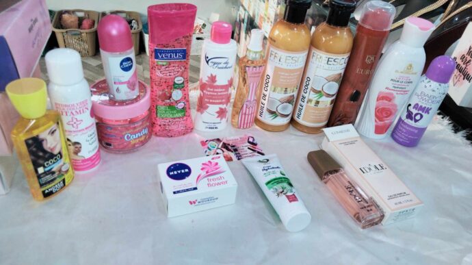 pack cosmétiques 15 piece