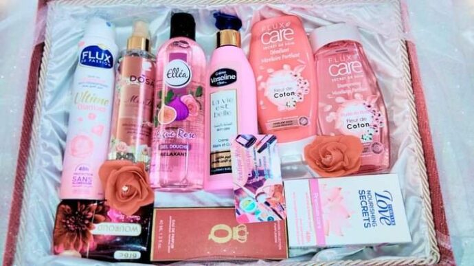 pack cosmétiques 9 piece