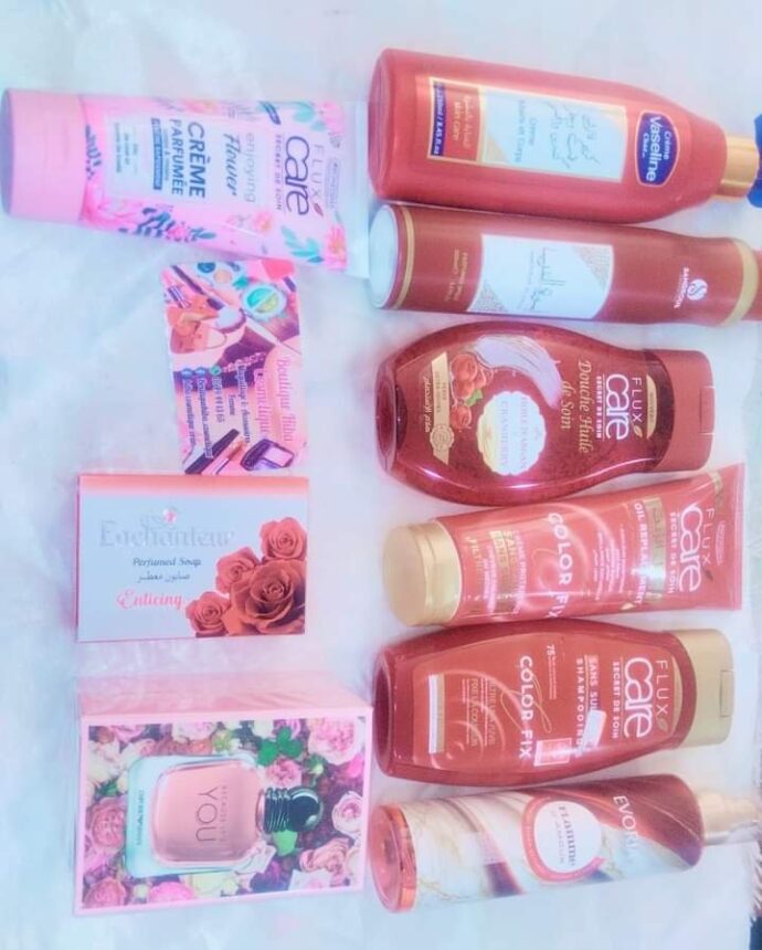 ⁦pack cosmétiques 9 piece⁩ - الصورة ⁦2⁩