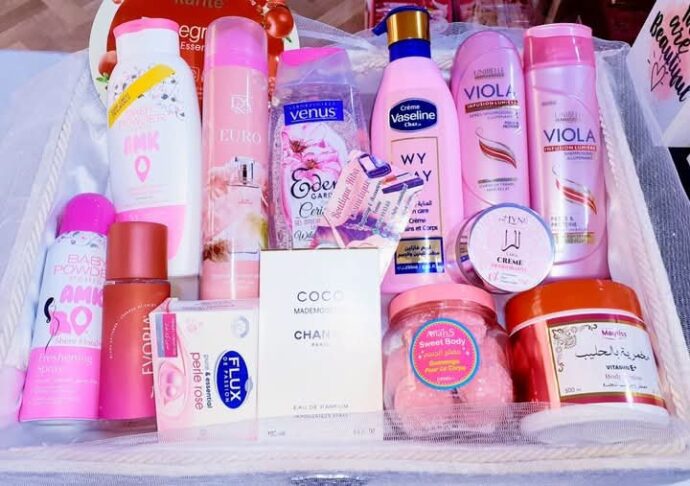 pack cosmétiques 14 pièce
