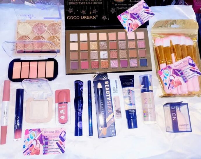pack maquillage 15 piece