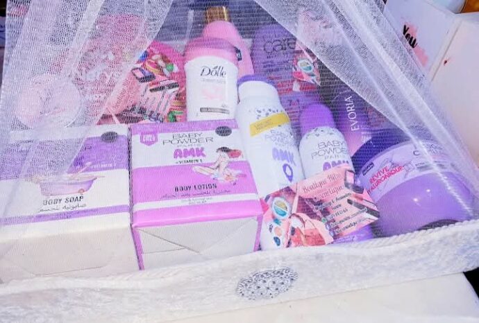 pack cosmétiques 12 pièce
