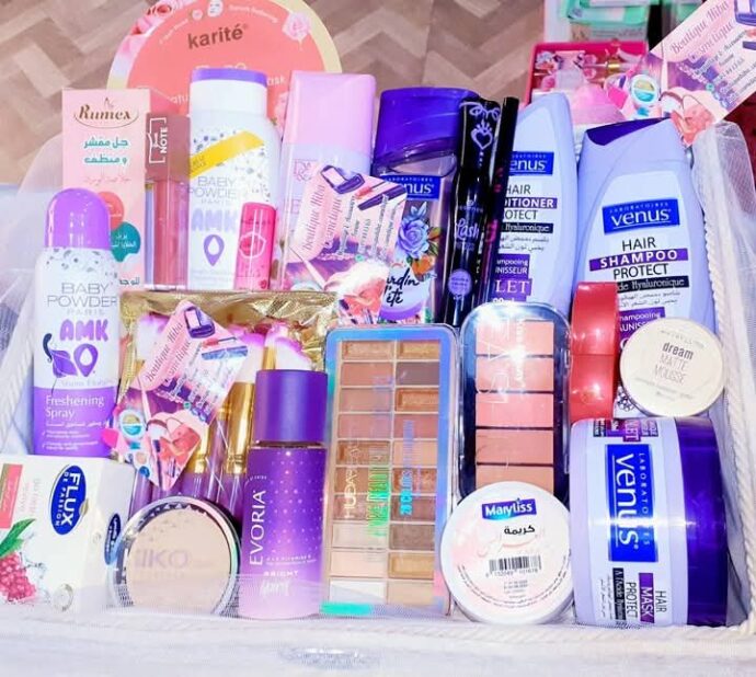 pack cosmétiques et maquillage 22 pièce