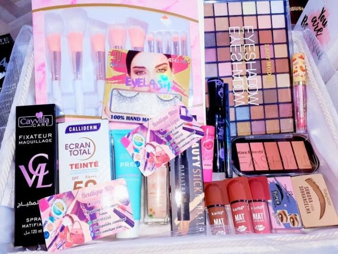 pack maquillage 18 pièce