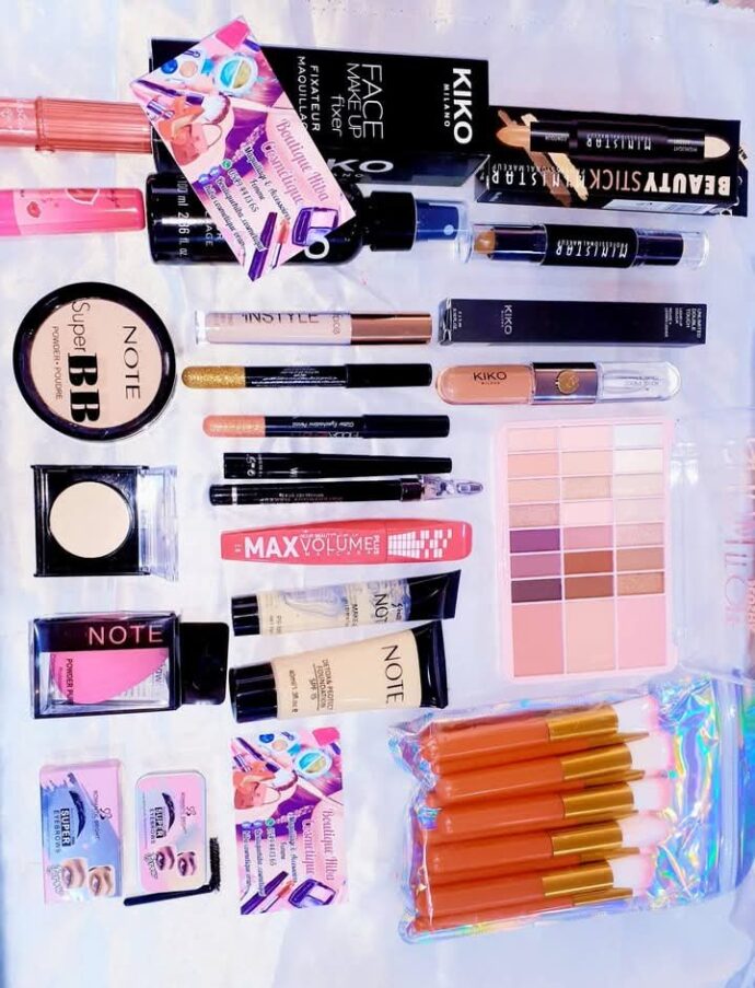 pack maquillage 19 pièce
