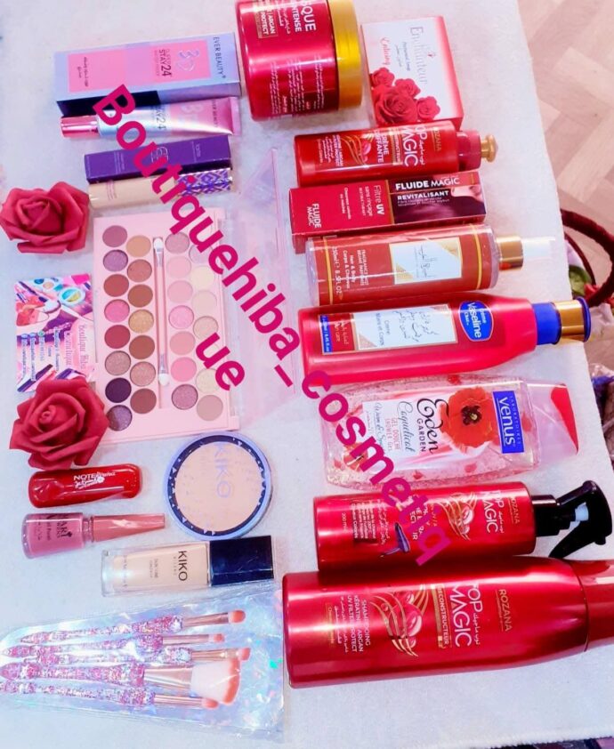 pack maquillage et cosmétiques 17 pièce avec box